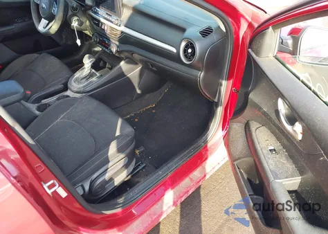 2019 Kia Forte Lxs z USA, uszkodzony, nr VIN 3KPF24AD5KE080130